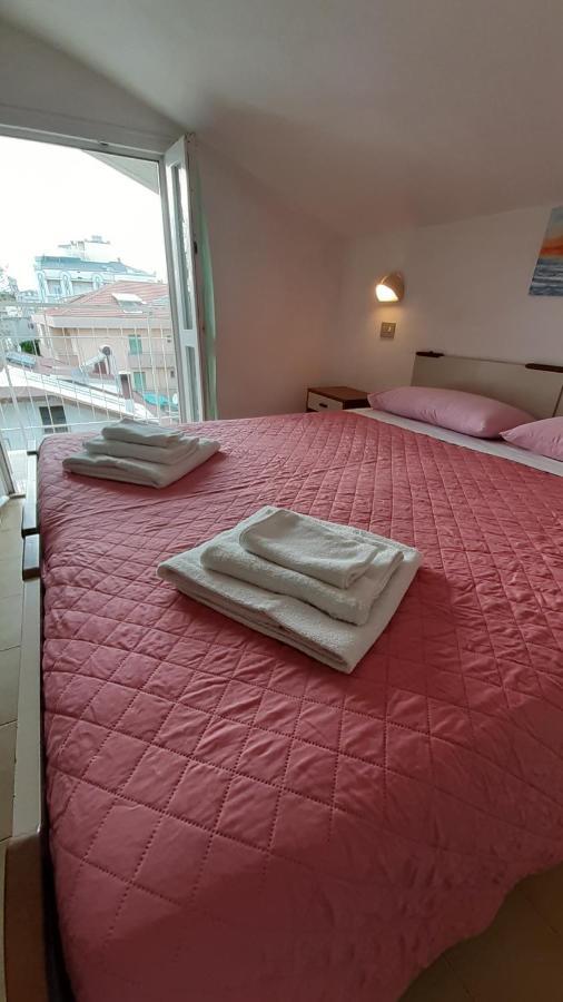 Hotel Elisabetta 2 Stelle Каттолика Экстерьер фото